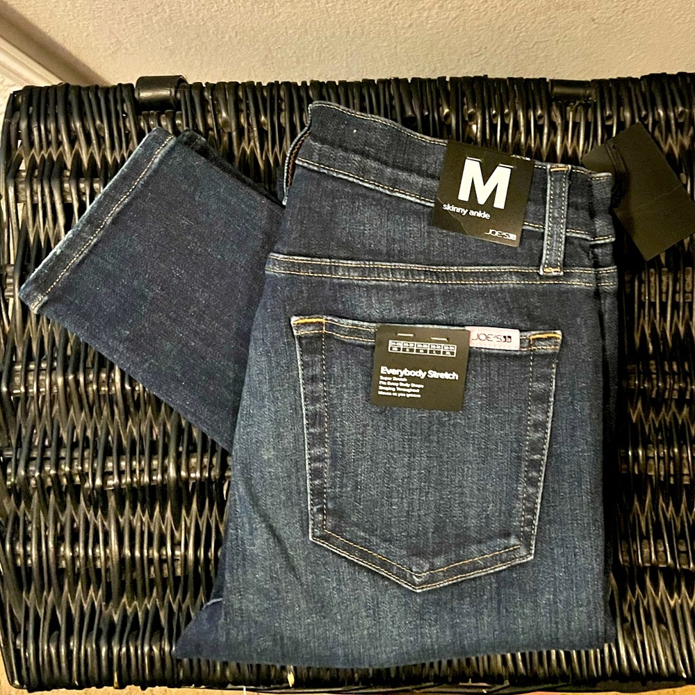 •Joe’s Jeans Everybody Stretch 28-29 M